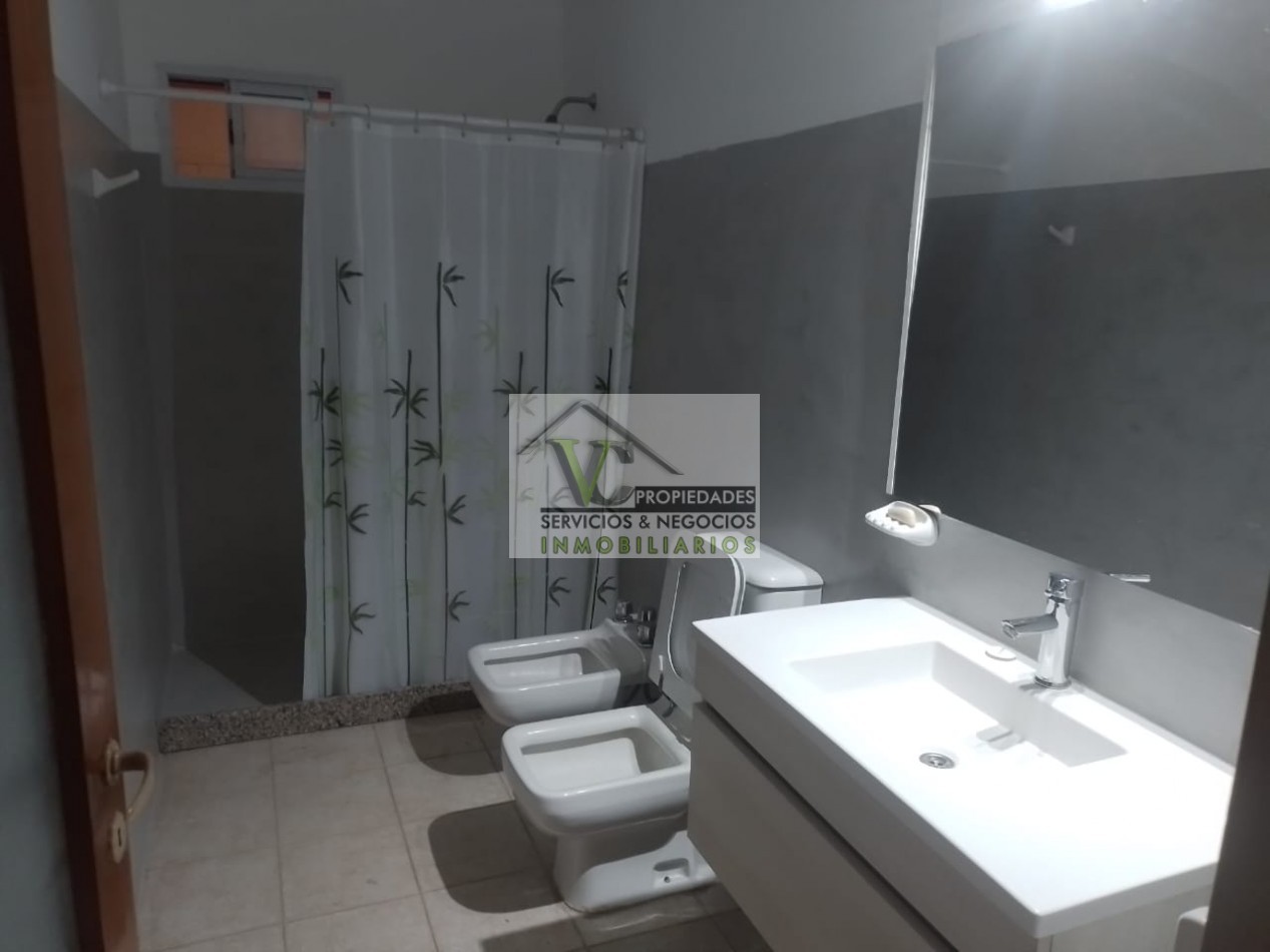 Vendo casa en excelente zona de San Rafael. A 4 cuadras del Tower.