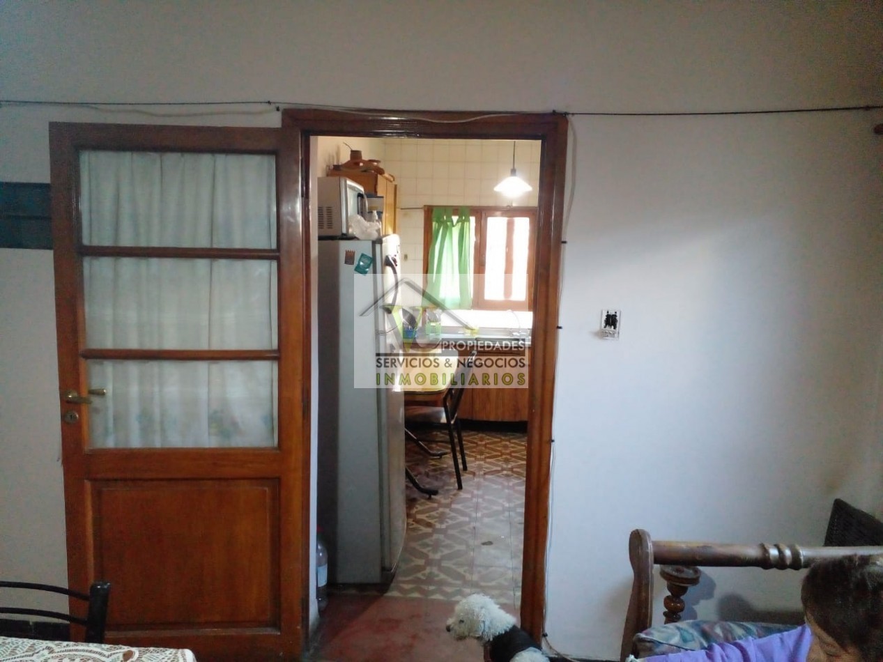 Vendo casa a pocas cuadras de la Policlinica. San Rafael