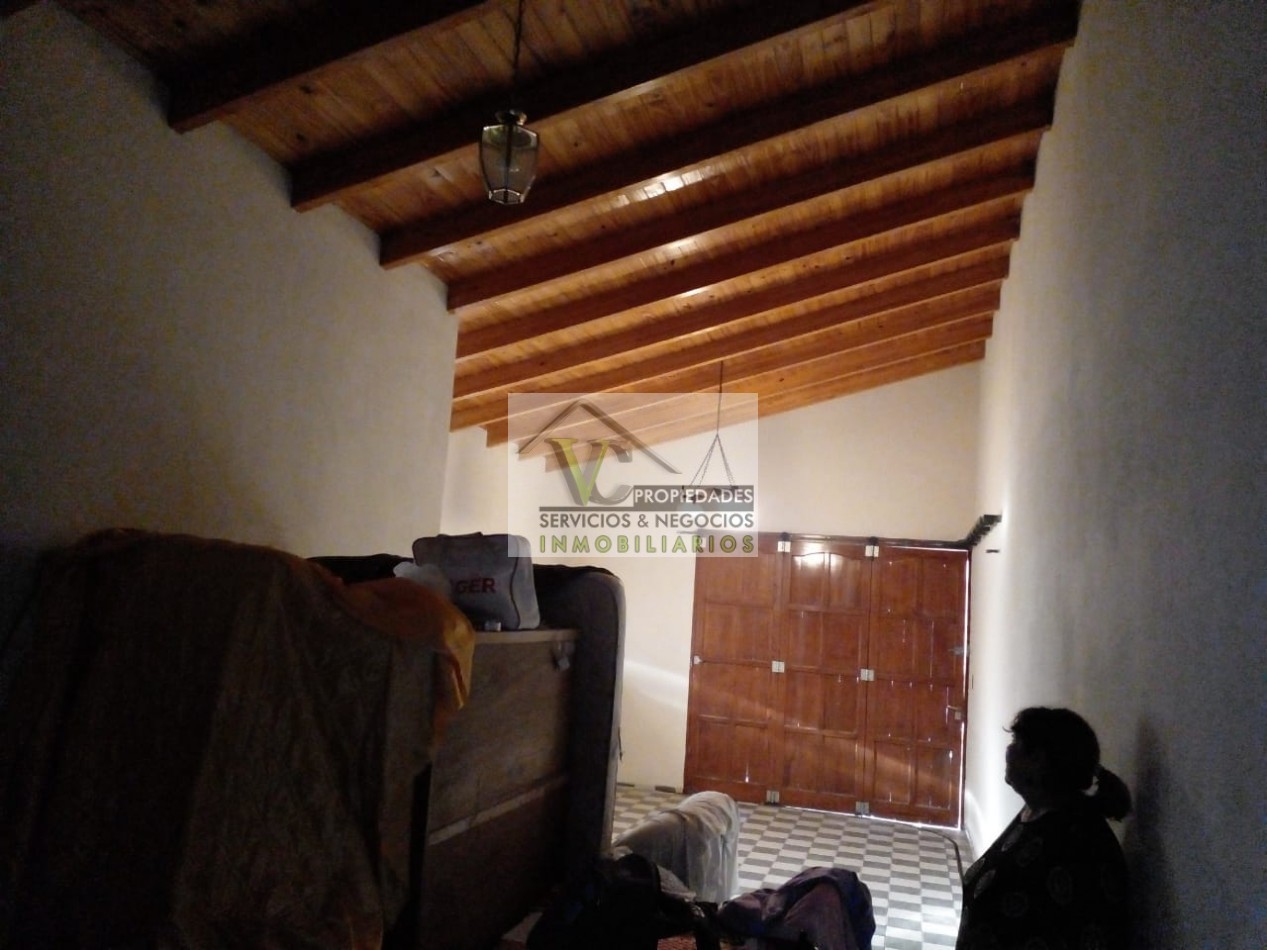 Vendo casa a pocas cuadras de la Policlinica. San Rafael