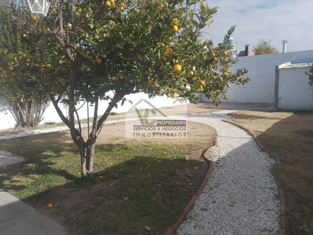 Vendo casa en excelente zona de San Rafael. A 4 cuadras del Tower.