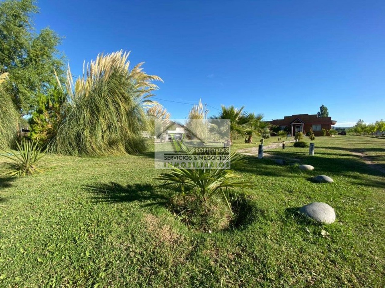 OPORTUNIDAD SALON DE FIESTA +2 Cabañas + pileta con 5200 m2 en Rama Caida. San Rafael. Mendoza