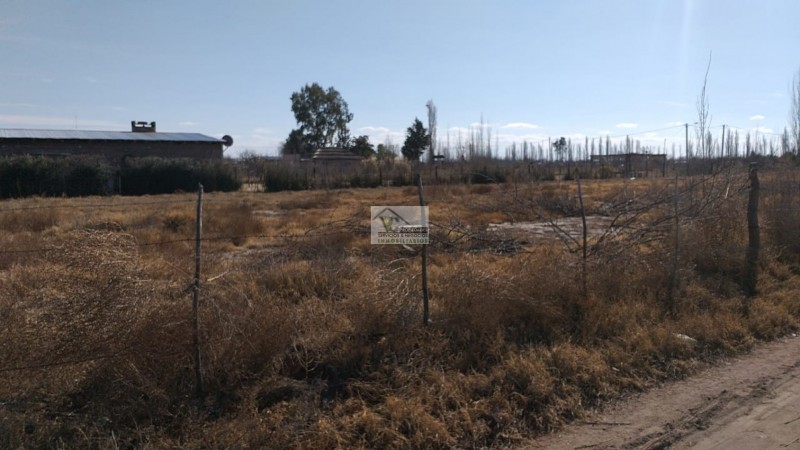 OFERTA - VENDO Lote en Rama Caida en zona Calle Gutierrez y cercano al barrio. San Rafael.