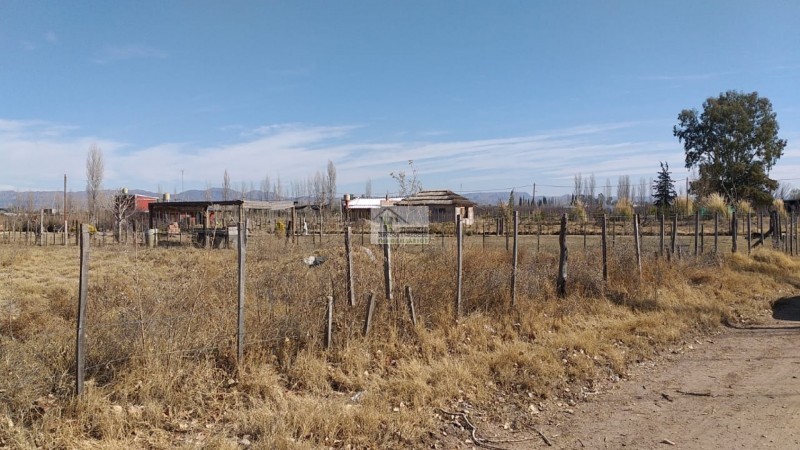 OFERTA - VENDO Lote en Rama Caida en zona Calle Gutierrez y cercano al barrio. San Rafael.