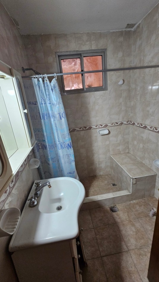 Local, Casa, Depto+ patio. 436 m² por Mitre. San Rafael