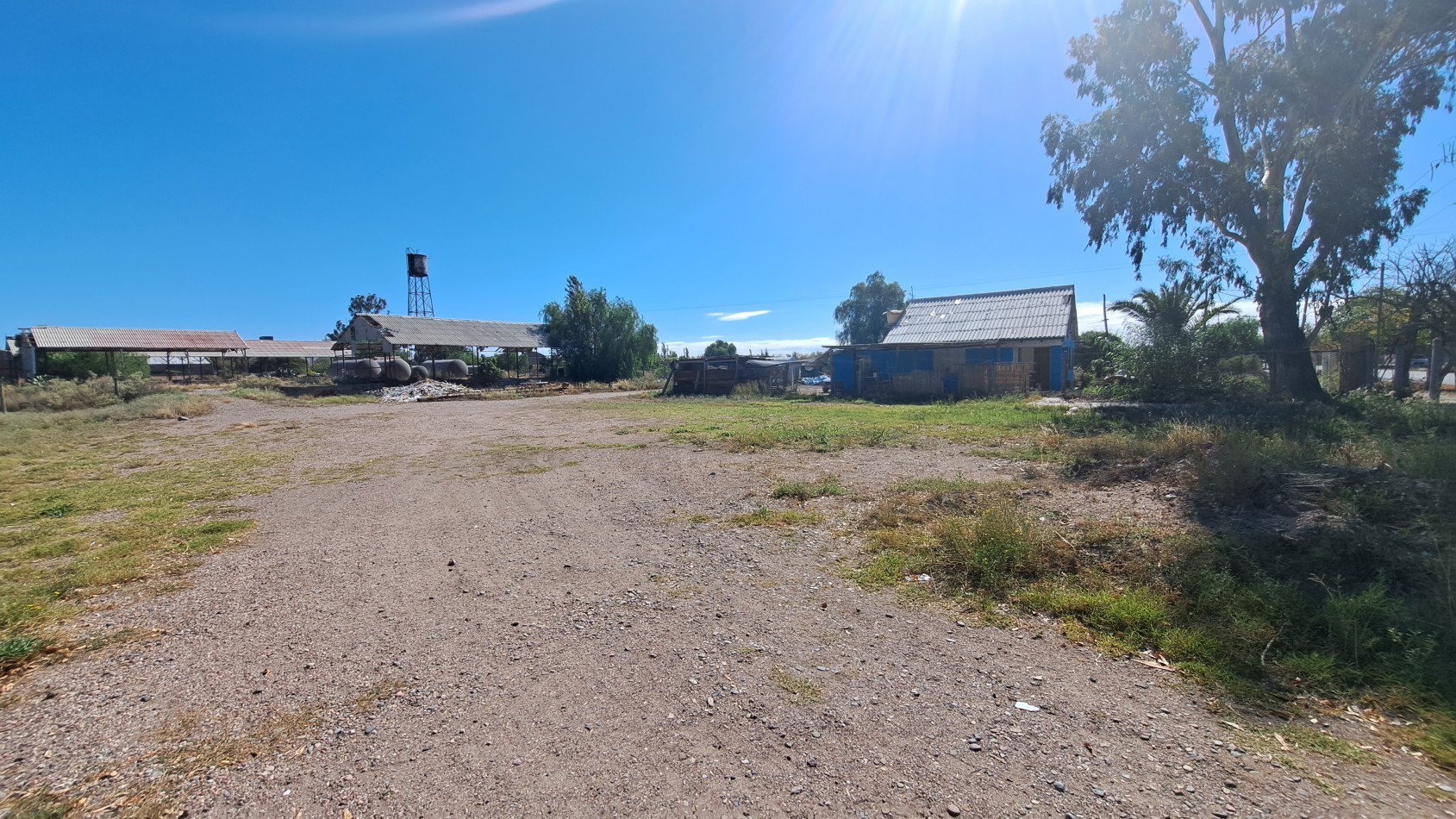 OFERTA Vendo 7.000 m² con 830 m² Semicubierta, ADOLFO CALLE, Al lado de UTN, INTERESANTE PROPIEDAD EN AVENIDA IDEAL SUPERMERCADO, DEPOSITO, etc San Rafael, Mendoza