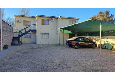 Vendo complejo de 4 Departamentos en Zona  Gutierrez  y Cabildo. San Rafael  