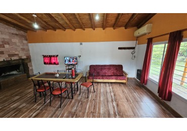 Vendo complejo trabajando de Casa + 3 cabañas en 2.48 hectareas. Rama Caida. San Rafael 