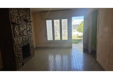Vendo permuto Propiedad ideal Estudio o consultorios 408 m² San Rafael
