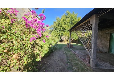 ¡Oportunidad unica! Casa amplia con gran terreno y excelente ubicacion. APTA Credito. San Rafael 