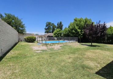 Vendo o permuto complejo de 4 cabañas Rama Caida permuta San Rafael. 