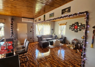 Vendo o permuto Casa Quinta 2000 m² Las Paredes. 